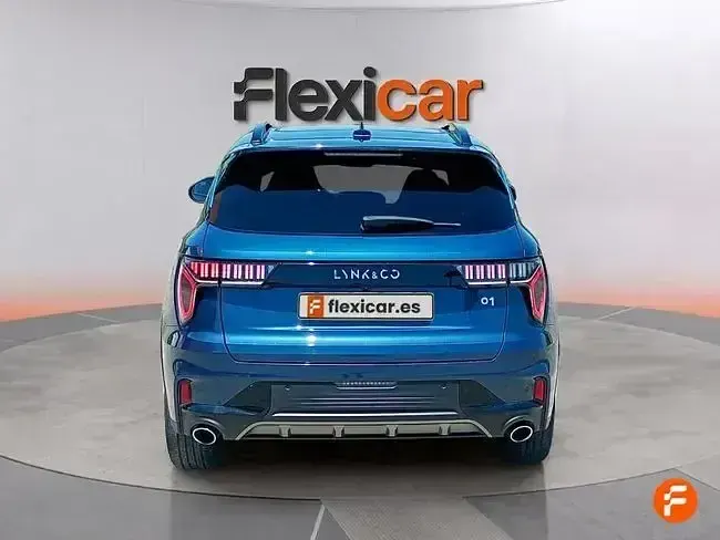 Usado Lynk & Co 01 261 CV (191 kW) 2023 Azul SUV