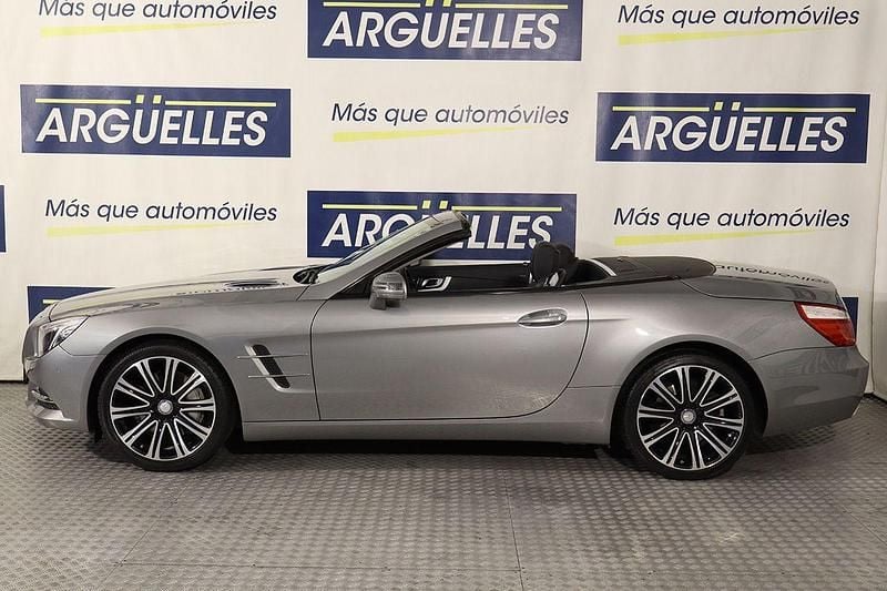 Usado Mercedes SL350 306 CV (225 kW) 2012 Gris plata Coupe