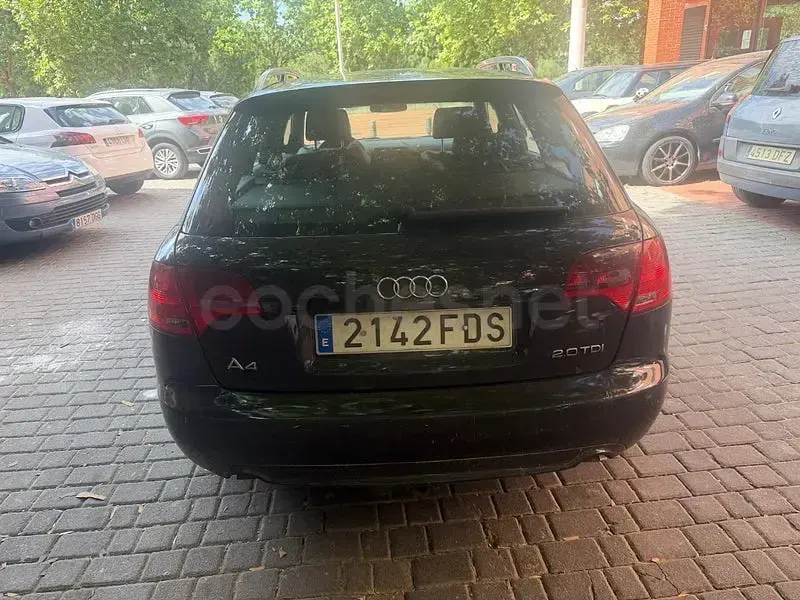 Usado Audi A4 S-Line 170 CV (125 kW) 2006 Negro Familiar