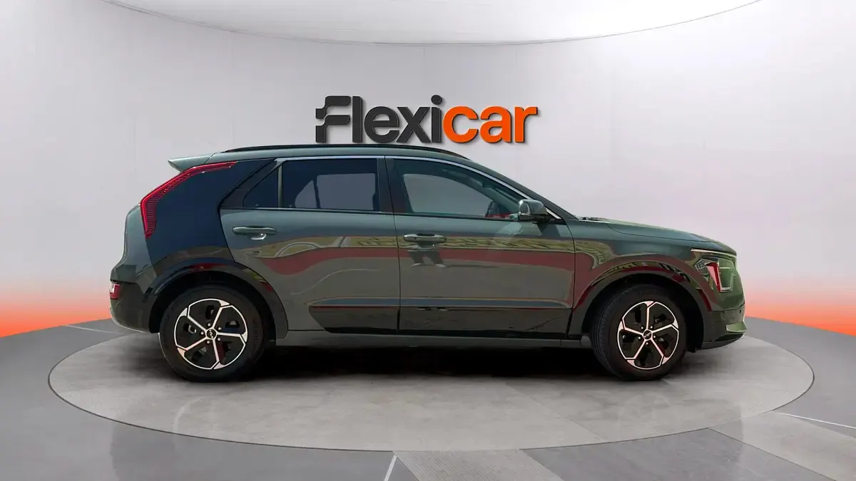 Usado Kia Niro 141 CV (103 kW) 2022 Verde SUV