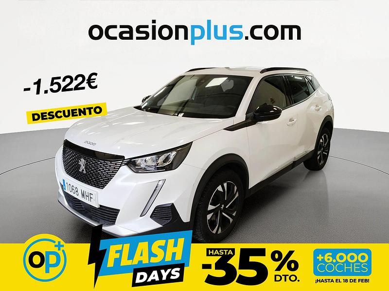 Usado Peugeot 2008 Allure 100 CV (73 kW) 2023 Blanco SUV