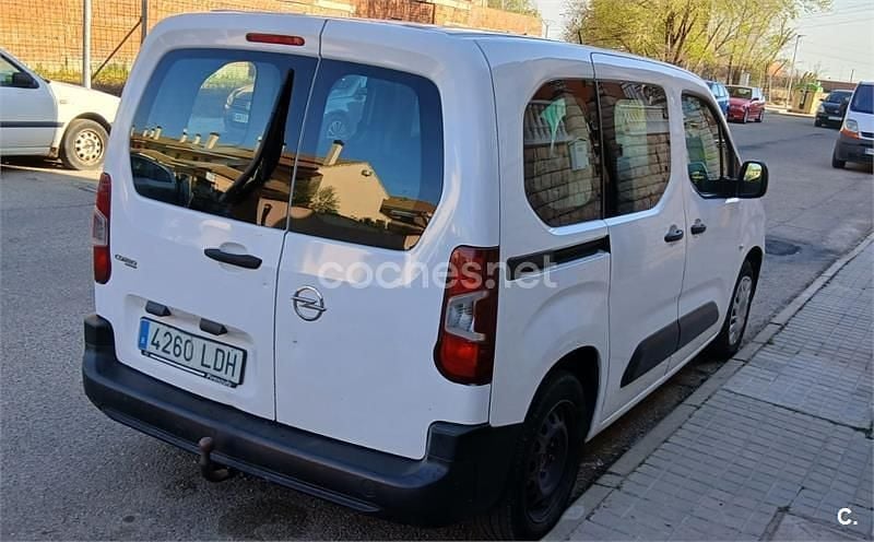 Usado Opel Combo Life Expression 102 CV (75 kW) 2019 Blanco Monovolumen