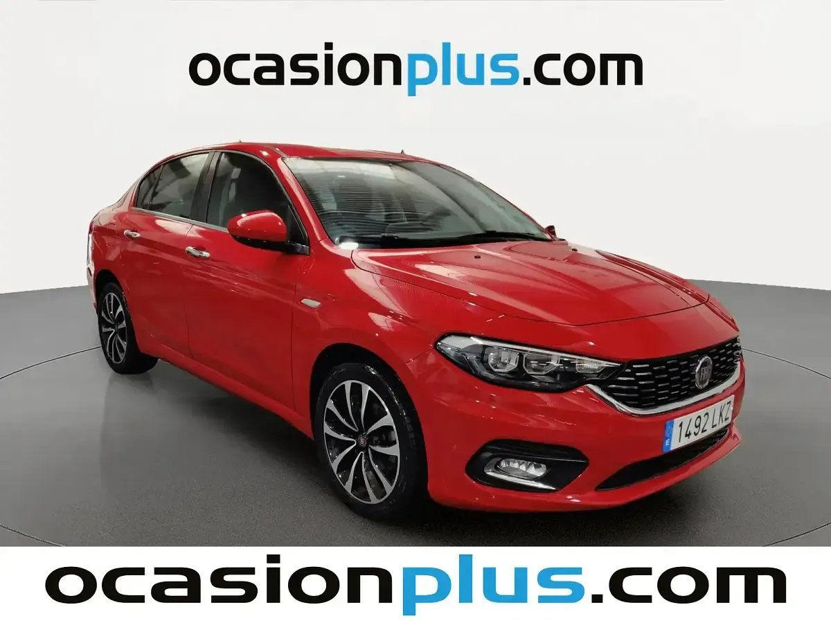 Usado Fiat Tipo Lounge 95 CV (69 kW) 2020 Rojo Berlina
