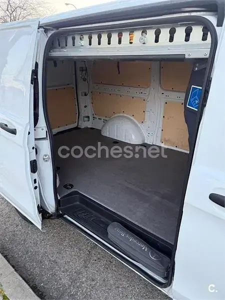 Usado Mercedes V200 Marco Polo 136 CV (100 kW) 2022 Blanco Monovolumen