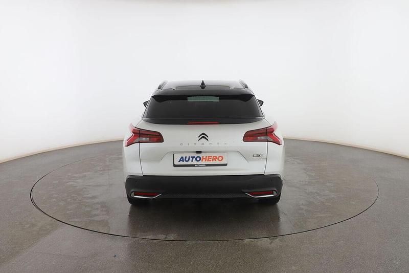 Usado Citroën C5 X Shine 224 CV (164 kW) 2022 Blanco Familiar