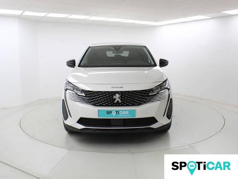 Usado Peugeot 3008 Allure 130 CV (95 kW) 2022 Blanco SUV