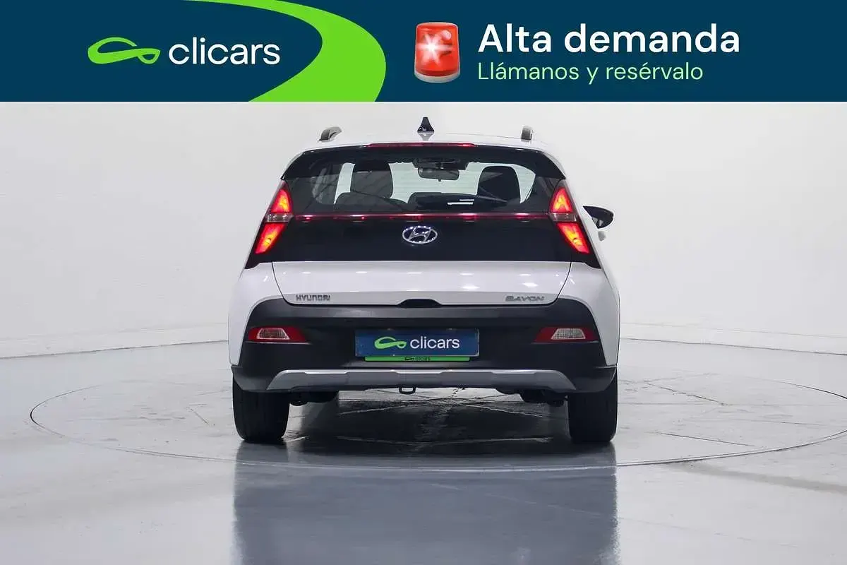 Usado Hyundai Bayon 84 CV (61 kW) 2023 Blanco SUV