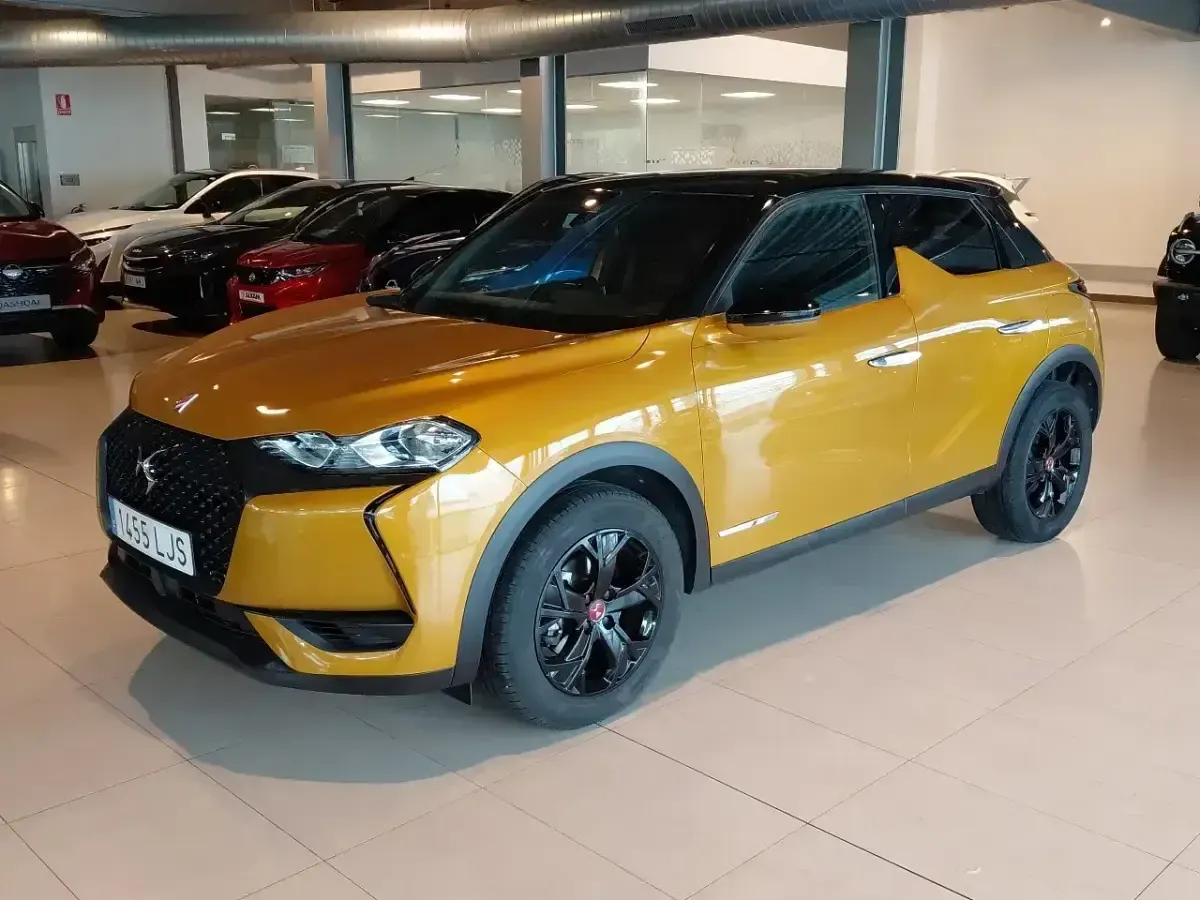 Usado DS Automobiles DS3 Crossback Performance 130 CV (95 kW) 2020 Naranja SUV
