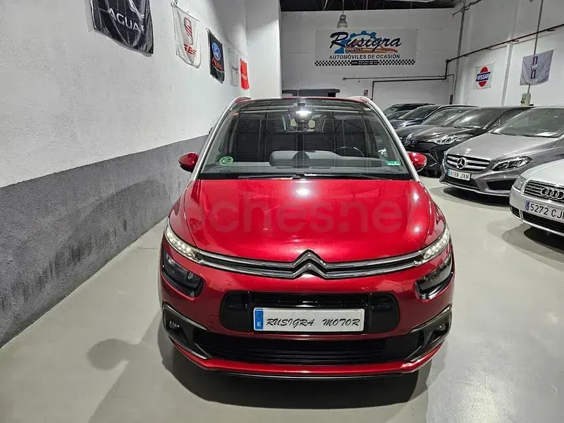 Usado Citroën Grand C4 Picasso Feel 120 CV (88 kW) 2017 Granate Monovolumen
