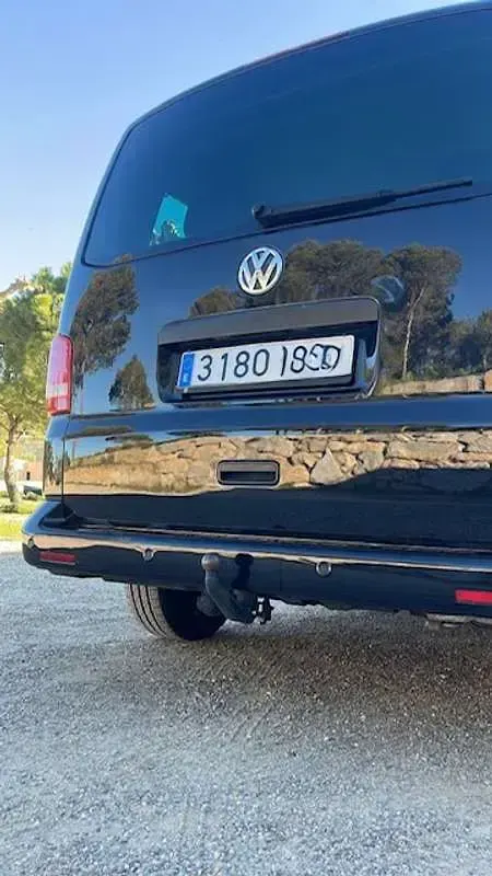 Usado VW Multivan Startline 102 CV (75 kW) 2010 Negro Monovolumen