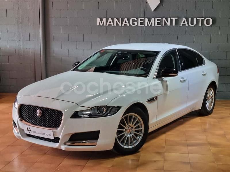 Blanco Usado 2016 Jaguar XF Sportbrake Classic Familiar | 14.490 € - Imagen 1/4