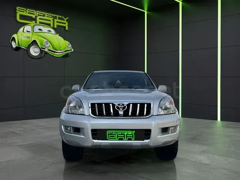 Usado Toyota Land Cruiser 173 CV (127 kW) 2007 Gris / plata SUV
