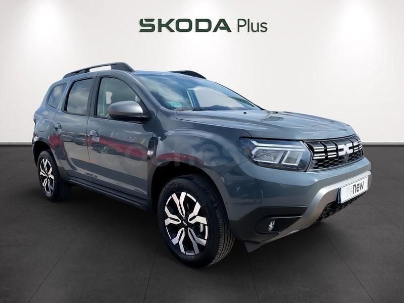 Usado Dacia Duster Journey 150 CV (110 kW) 2024 Gris / plata SUV