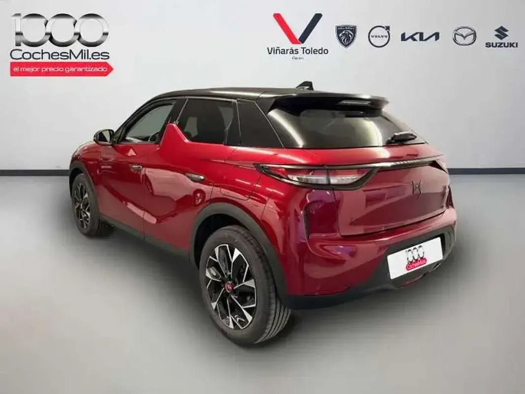 Usado DS Automobiles DS3 Crossback Performance Line Plus 131 CV (96 kW) 2023 Rojo SUV