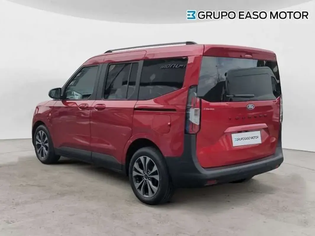 Nuevo Ford Tourneo Courier Titanium 125 CV (91 kW) 2025 Rojo Monovolumen