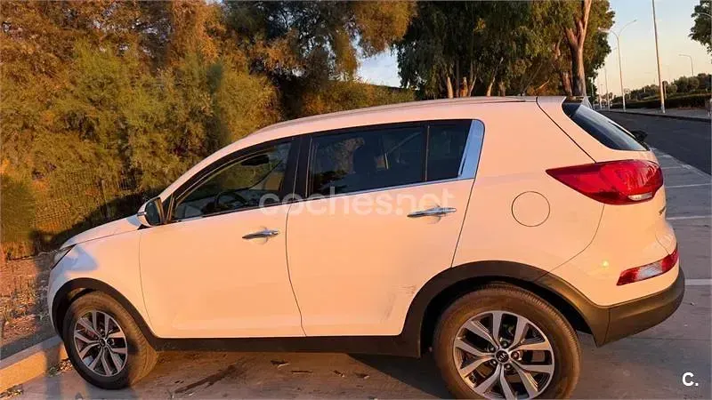 Usado Kia Sportage 115 CV (84 kW) 2014 Blanco SUV
