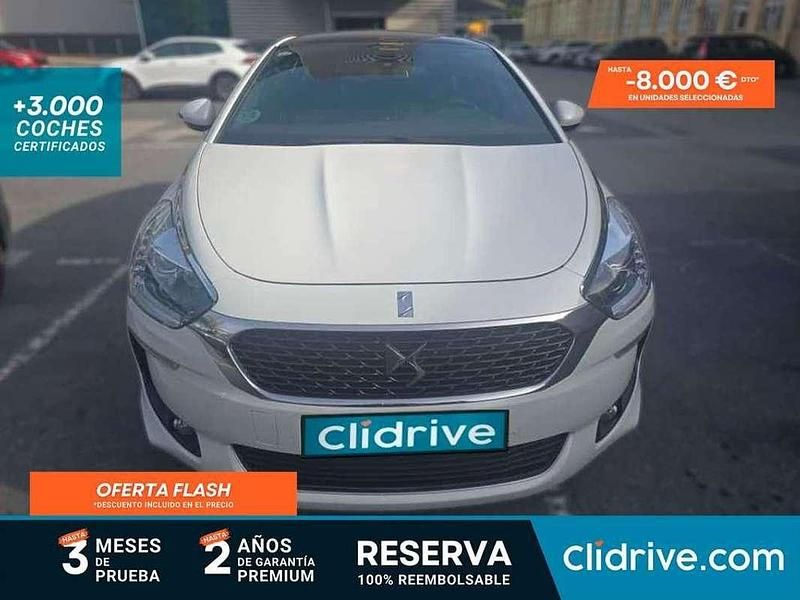Blanco Usado 2016 DS Automobiles DS5 Style Utilitario | 8590 € (Buen precio) - Imagen 1/3