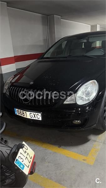 Usado Mercedes R350 272 CV (200 kW) 2008 Negro Monovolumen
