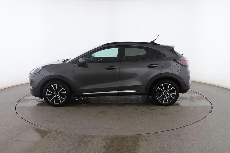 Usado Ford Puma Titanium 120 CV (88 kW) 2021 Gris SUV