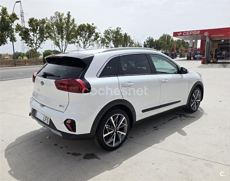 Usado Kia Niro 141 CV (103 kW) 2020 Blanco SUV