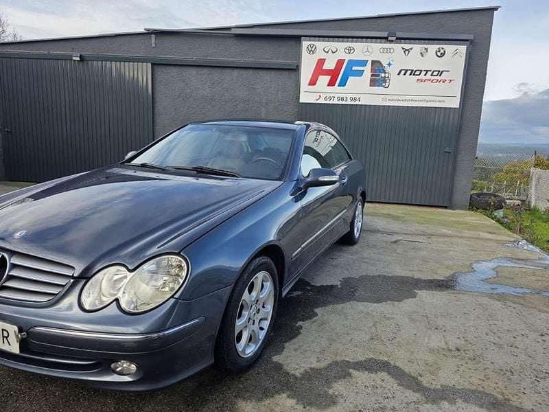 Usado Mercedes CLK200 163 CV (119 kW) 2005 Azul Coupe