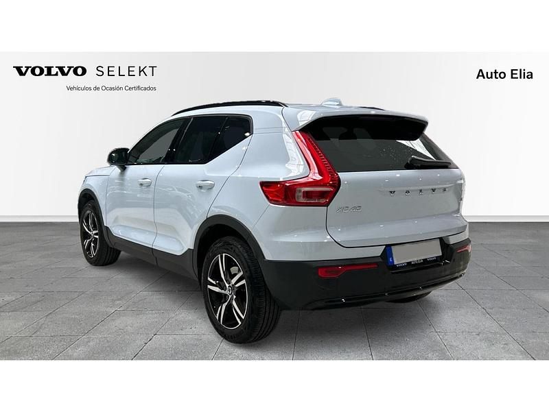 Usado Volvo XC40 Plus 163 CV (119 kW) 2025 Azul SUV