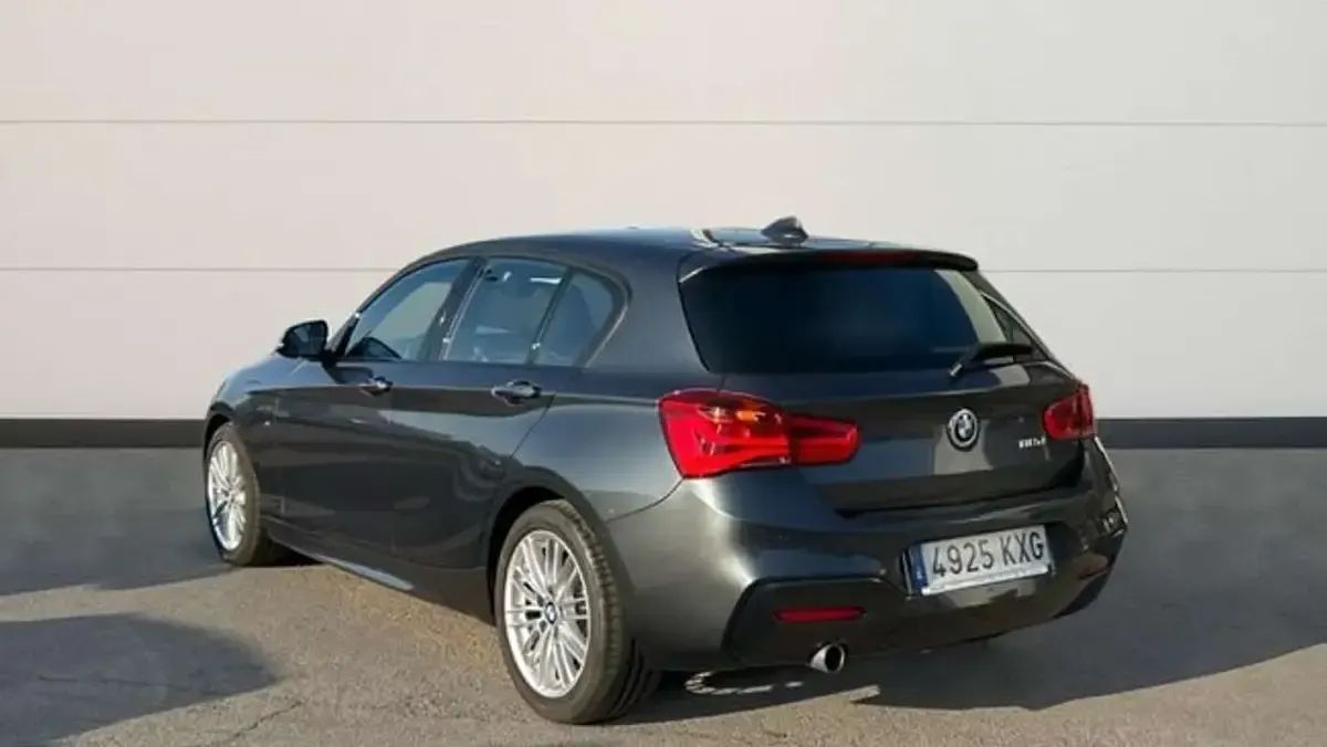 Usado BMW 118 M Sport 150 CV (110 kW) 2019 Gris Utilitario