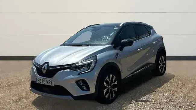 Usado Renault Captur Techno 90 CV (66 kW) 2024 Gris SUV