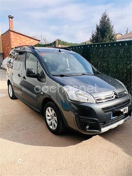Usado Citroën Berlingo XTR 120 CV (88 kW) 2016 Gris / plata Monovolumen