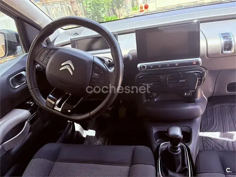 Usado Citroën C4 Feel 110 CV (80 kW) 2020 Negro Berlina