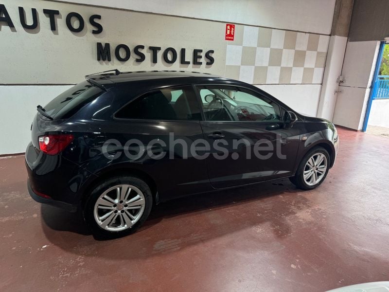 Usado Seat Ibiza SC Style 90 CV (66 kW) 2011 Negro Utilitario