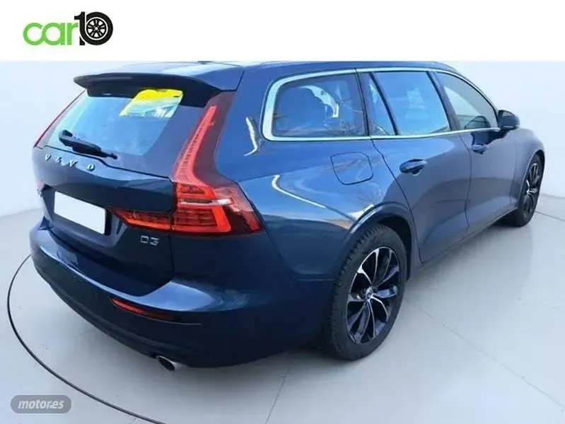 Usado Volvo V60 Momentum 150 CV (110 kW) 2021 Azul Familiar