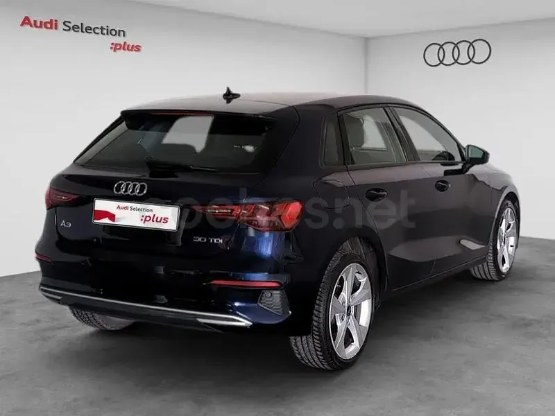 Usado Audi A3 Advanced Plus 116 CV (85 kW) 2022 Azul Berlina