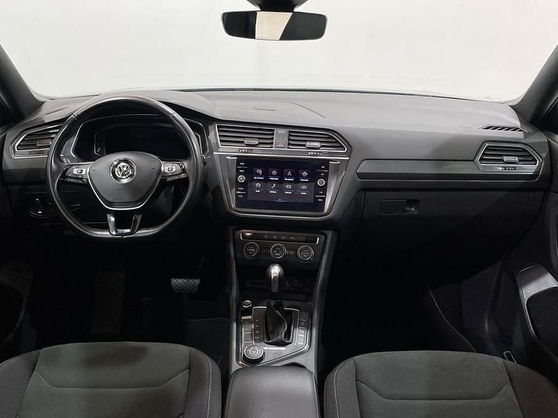 Usado VW Tiguan Sportline 150 CV (110 kW) 2021 Azul SUV