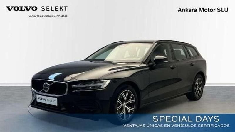 Usado Volvo V60 197 CV (144 kW) 2023 Negro Familiar