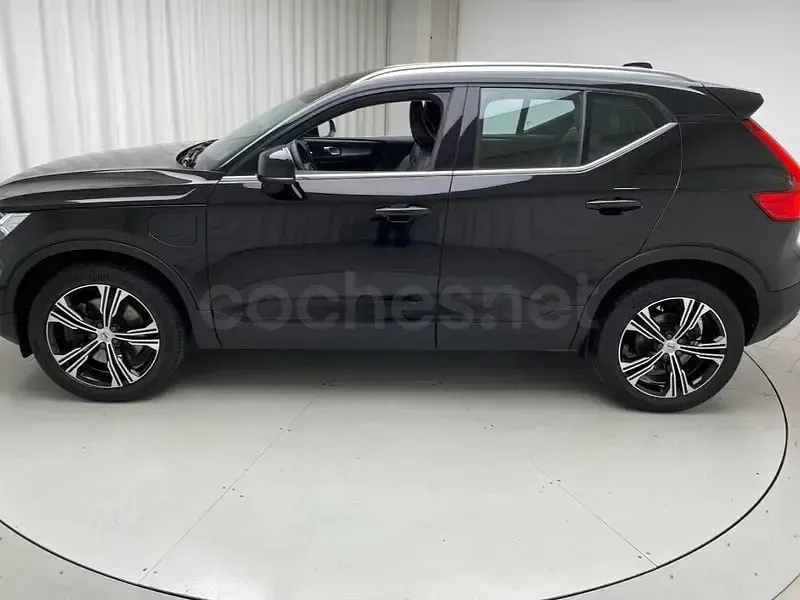Usado Volvo XC40 Plus 211 CV (155 kW) 2022 Negro SUV