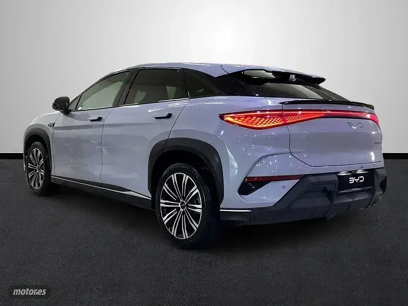Nuevo BYD Sealion 7 Comfort 229 kW (312 CV) 2026 Gris SUV