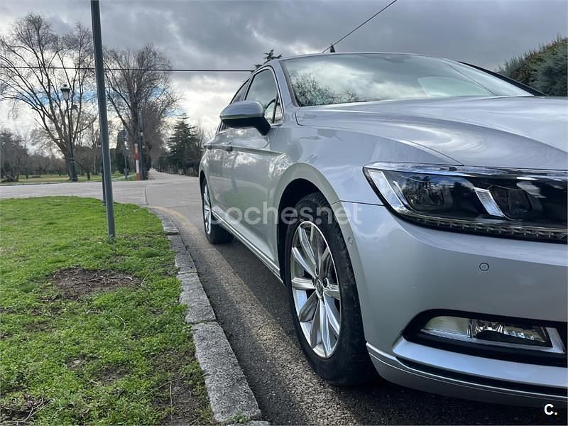 Usado VW Passat Advance 150 CV (110 kW) 2017 Gris / plata Berlina