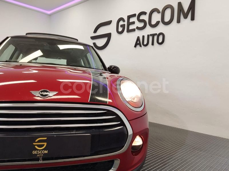 Usado Mini Cooper D 116 CV (85 kW) 2015 Granate Utilitario