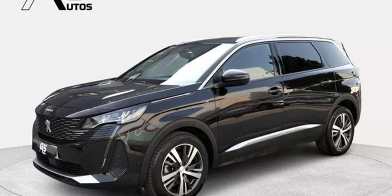 Negro Usado 2023 Peugeot 5008 Allure Monovolumen | 22.999 € (Precio justo) - Imagen 1/4