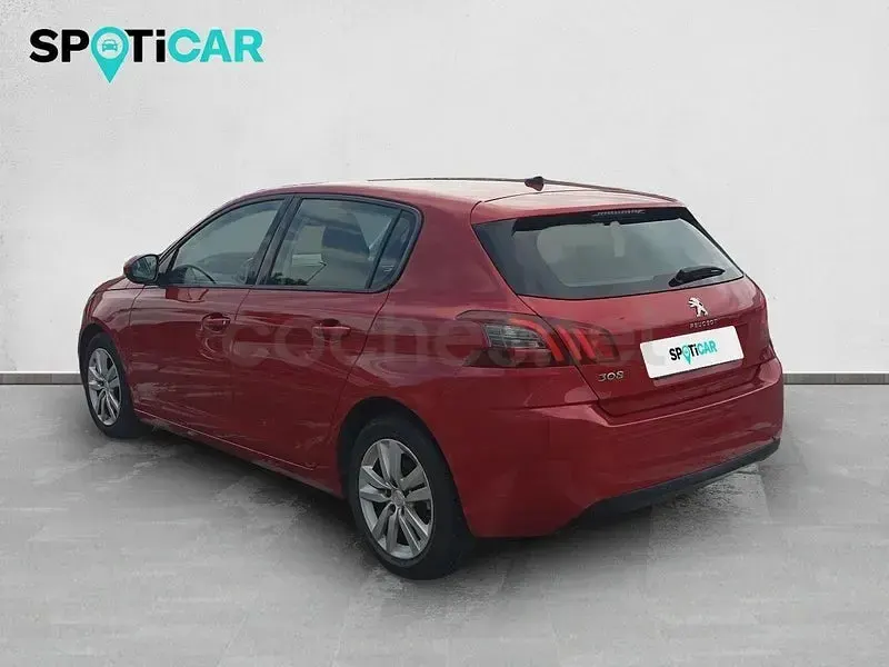 Usado Peugeot 308 Active 110 CV (80 kW) 2021 Granate Berlina