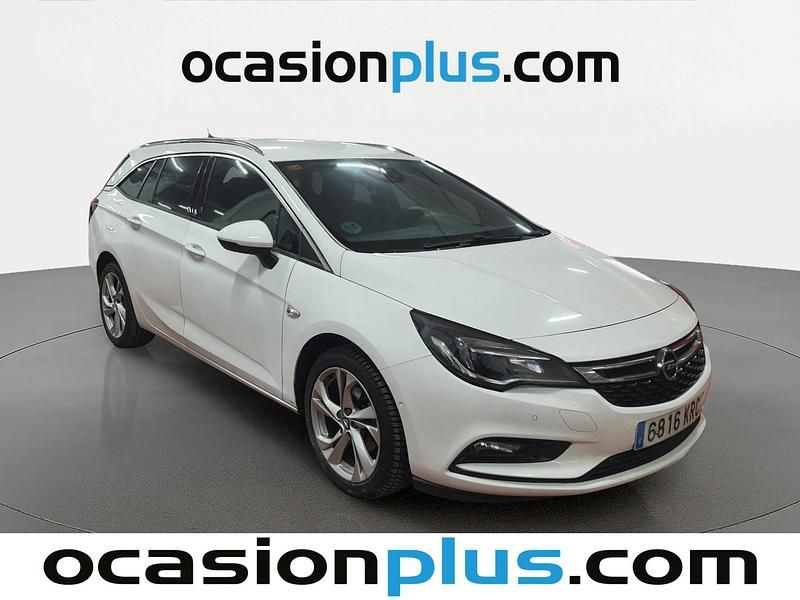 Usado Opel Astra Dynamic 125 HP (91 kW) 2018 Branco Carrinha