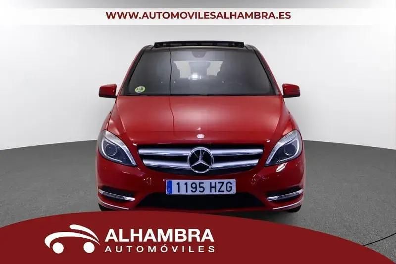 Brugt Mercedes B180 109 HK (80 kW) 2014 Rød MPV