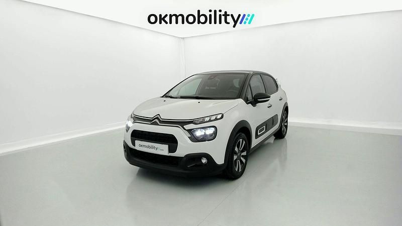 Usado Citroën C3 Shine 110 CV (80 kW) 2023 Blanco banquise / negro Utilitario