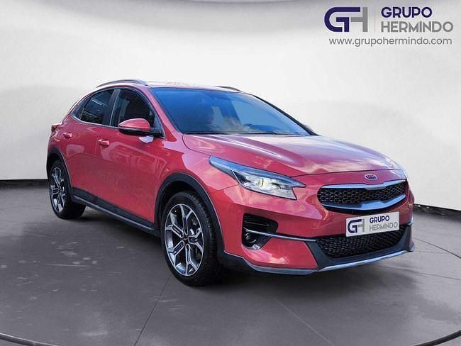 Usado Kia XCeed 136 CV (100 kW) 2022 Rojo SUV