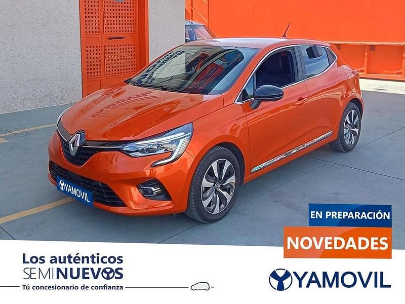 Rojo Usado 2020 Renault Clio V Zen Utilitario | 14.650 € (Precio justo) - Imagen 1/4