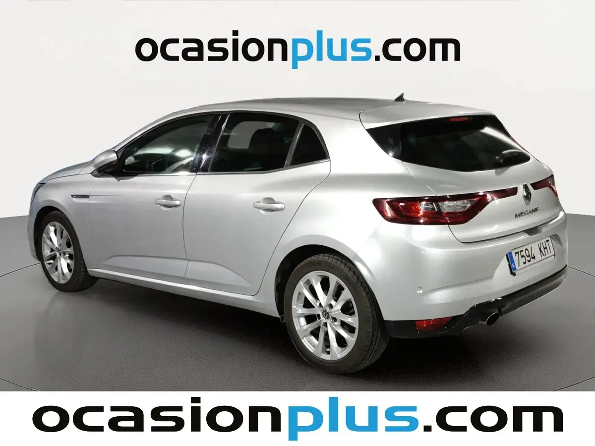Usado Renault Mégane IV Zen 130 CV (95 kW) 2018 Gris Utilitario