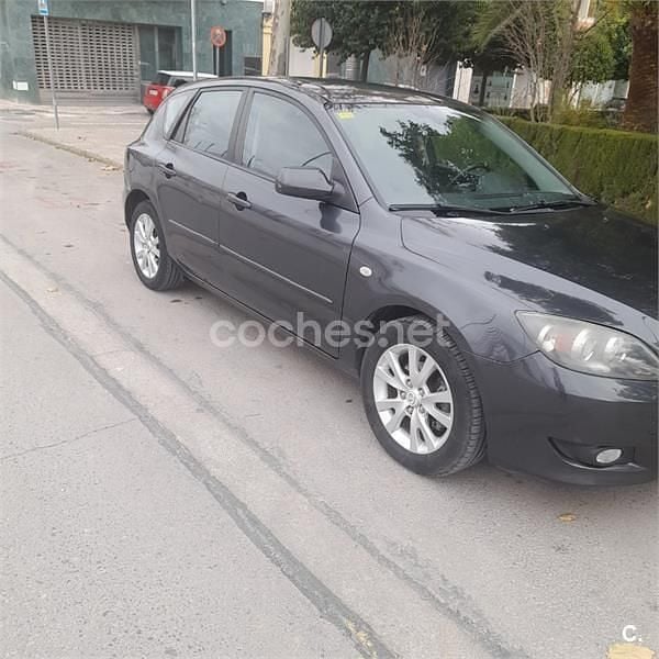 Usado Mazda 3 Active 109 CV (80 kW) 2007 Gris / plata Berlina