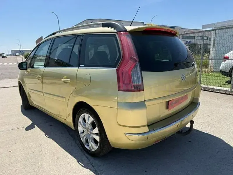 Usado Citroën Grand C4 Picasso Exclusive 138 CV (101 kW) 2008 Beige Monovolumen