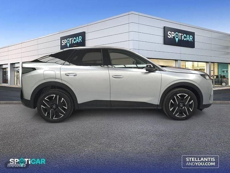 Usado Peugeot 3008 Allure 136 CV (100 kW) 2025 Gris SUV